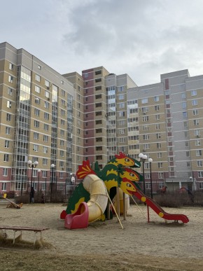 ул. Академика Вонсовского,75 в Новой Ляле - novaya-lyalya.yutvil.ru